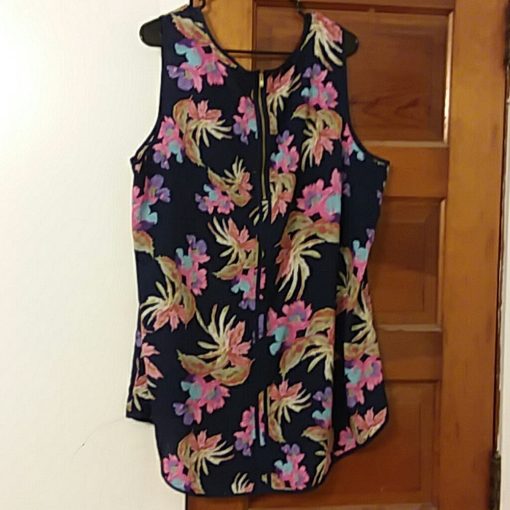 Floral Tank Tunic - Picture 2 of 5